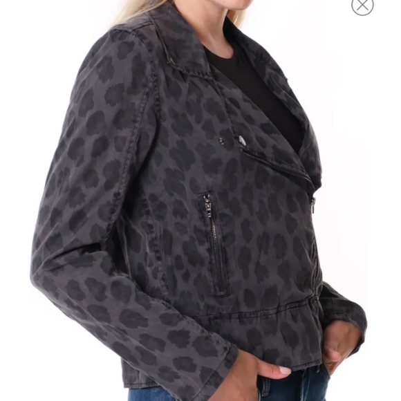 BLANKNYC LEOPARD MOTO JACKET SIZE LARGEFits true - Picture 7 of 14